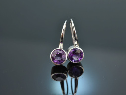 Vivid Violet! Elegant earrings Amethysts White Gold 750