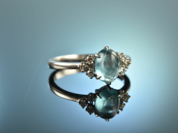 Tender Blue! Eleganter Ring mit blauem Apatit und Brillanten Wei&szlig; Gold 750