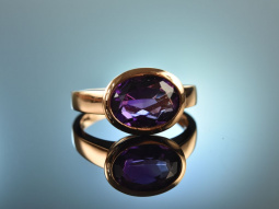 Pretty Purple! Schlichter stilvoller Ring Amethyst Rot...