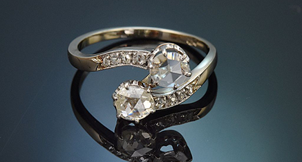 Antiker Diamantring aus Diamanten und Platin